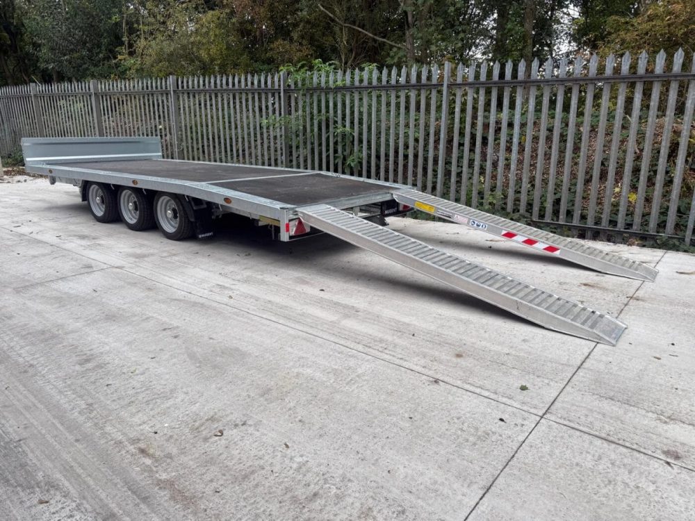 Nugent 16' x 6'7" Tri Axle Low - Loader